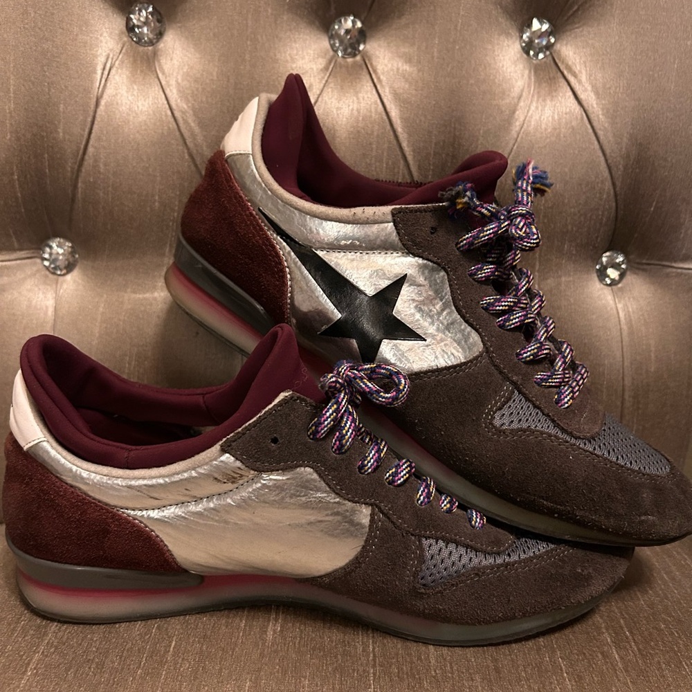 Golden Goose Sneakers